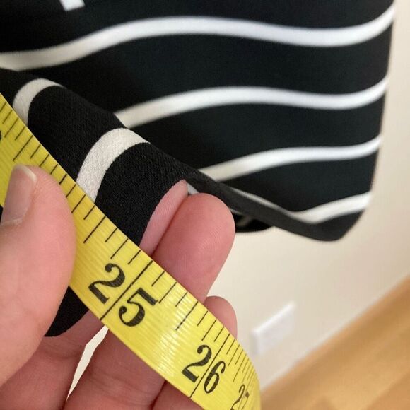 INC International Concepts Cropped Slacks/Pant with Tie Front Size Medium (C18) - Picture 5 of 10